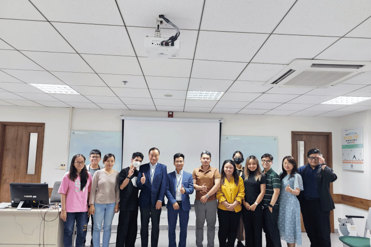 IFK và đối tác Nhật Bản đến thăm và làm việc với Trường Đại Học Hoa Sen (HSU) | Du Học Nhật Bản | IFK