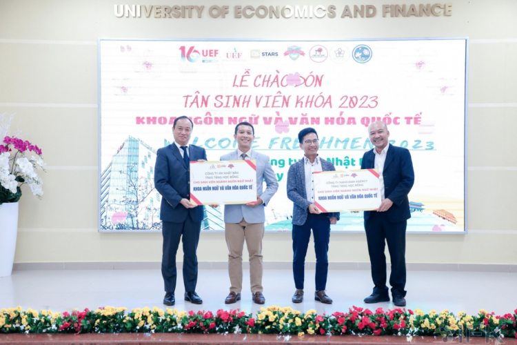Tưng bừng Lễ khai giảng - Chào đón tân sinh viên UEF | IFK