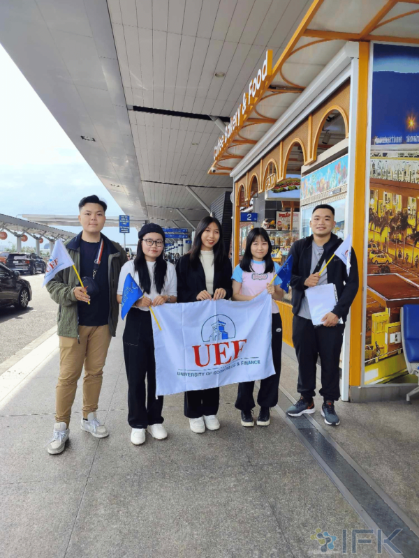 TIễn sinh viên của Trường ĐH Kinh Tế Tài Chính TP.HCM thực tập tại Nhật Bản | Du Học Nhật Bản - IFK