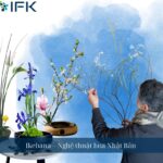 Ikebana – Nghệ thuật hoa Nhật Bản và sức hút của những chiếc bình hoa hiện đại