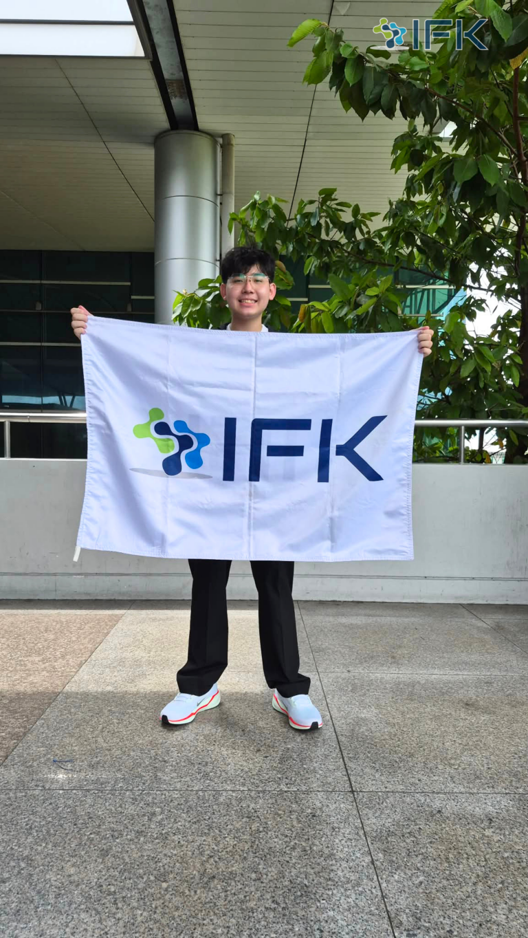 Hinh anh tien sinh vien UEF internship Nhat Ban t5-2026 v2